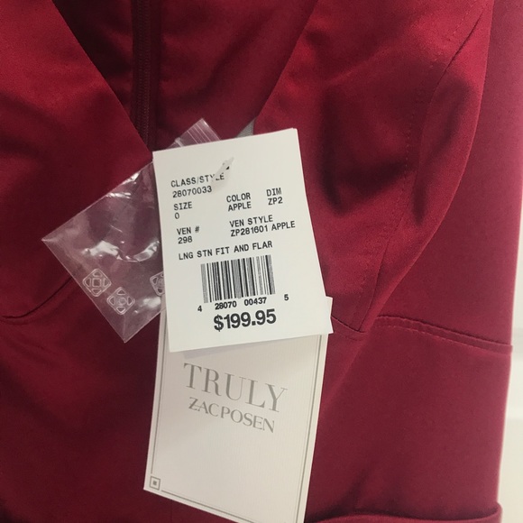 Brand New Evening Gown - Picture 2 of 6